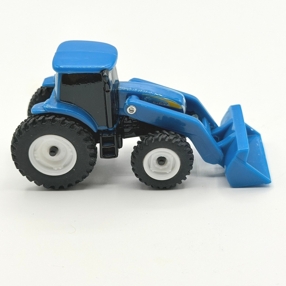 ERTL Collect n Play New Holland Front Loader Tractor Toy Blue CNH Ind C0519YL01